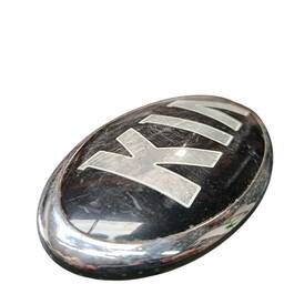 EMBLEMA DIANTEIRO KIA