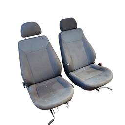 JOGO BANCOS DIANTEIROS  VOYAGE G5 G6 G7 G8 2009 A 2023