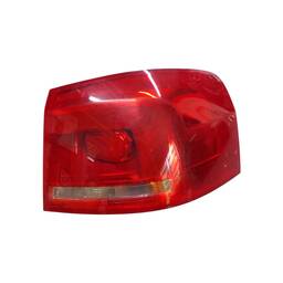 Lanterna Traseira Direita Spacefox 11/14 (canto)