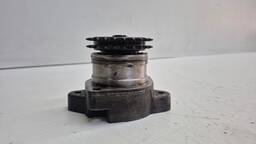 SUPORTE BOMBA ENGRENAGEM IVECO DAILY 3.0 2013 A 2023