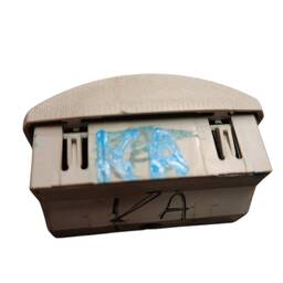 LUZ TETO CORTESIA FORD KA