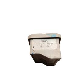 LUZ TETO CORTESIA FORD KA