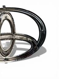 EMBLEMA GRADE HILUX 2005 2006 2007 2008 2009 A 2011 CROMADO