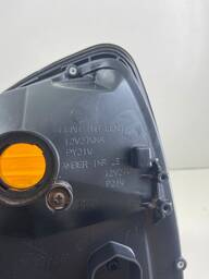 FAROL LADO DIREITO HR 2006 Á 2012