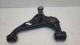 BANDEJA DIANTEIRA DIREITA INFERIOR HILUX SW4 2006 A 2015