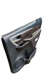 FORRO PORTA TRASEIRA DIREITA HILUX SW4 2016/