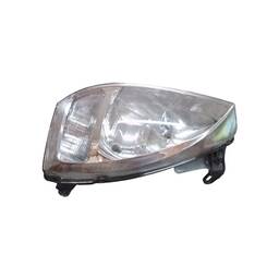 FAROL ESQUERDO CORSA MONTANA 2003 2004 A 2007 PISCA RAIADO