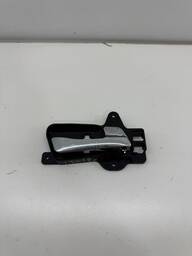MAÇANETA INTERNA TRASEIRA DIREITA I30 2009/2013