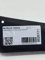 MOLDURA BANCO DIANTEIRO DIREITO ONIX 2013/2019