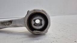 BRAÇO INF DIANT ESQ MERC CLASSE C 180 200 350 63... 08/14