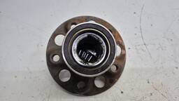 CUBO RODA DIANTEIRA ESQUERDA MERCEDES C180 1.8 2014 2015