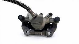 PINCA FREIO TRASEIRA ESQUERDA C180 2014 2015 