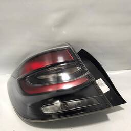 Lanterna Traseira Esquerda Sandero 2020 a 2023 Fume (canto)