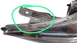 FAROL DIREITO ONIX PRISMA 2017 A 2019 LT LTZ LED DETALHE 