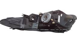 FAROL DIREITO ÔNIX PRISMA 13/16 LT LTZ JOY 17/20 CROMADO