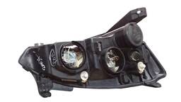 FAROL ESQUERDO CORSA MONTANA 2003 2004 A 2007 PISCA RAIADO