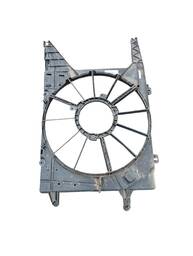 DEFLETOR VENTOINHA RADIADOR RENAULT SCENIC MEGANE 2.0 2002