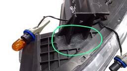 FAROL DIREITO ONIX 2020 2021 A 2025 S/ LED