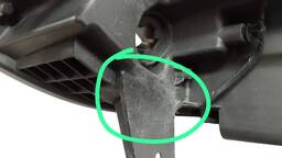 FAROL DIREITO ONIX 2020 2021 A 2025 S/ LED