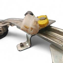 MÁQUINA DE VIDRO PORTA TRASEIR DIRE CELTA PRISMA 07/2013 ELÉ