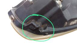 FAROL ESQUERDO JAC J3 2011 A 2013 (DETALHE) 