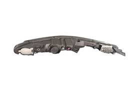 FAROL DIREITO SUPERIOR TORO 2016 2017 A 2025