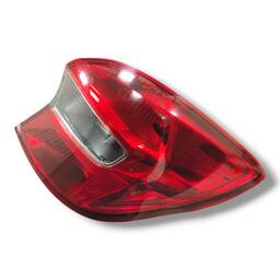 LANTERNA TRASEIRA DIREITA KA HATCH 2015 2016 A 2018