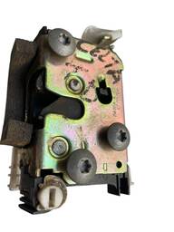 FECHADURA PORTA TRASEIRA ESQUERD CELTA 4P PRISMA 2007 A 2013