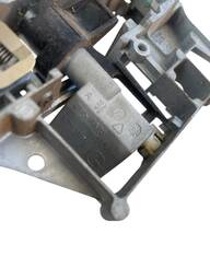 SUPORTE MAÇANETA EXTERNA DIANT ESQ CITRÖEN C4 2007 A 2013