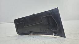 ACABAMENTO LANTERNA TRASEIRA DIREITA BMW 118I 2014