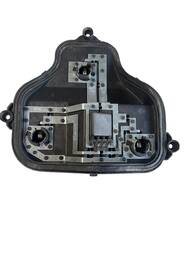 TAMPA CIRCUITO LANTERNA TRAS ESQ GM ONIX 52150618