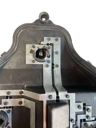 TAMPA CIRCUITO LANTERNA TRAS ESQ GM ONIX 52150618