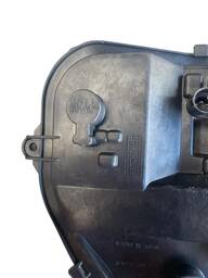 TAMPA CIRCUITO LANTERNA TRAS ESQ GM ONIX 52150618