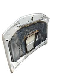 CAPÔ DIANTEIRO HILUX / SW4 2012 2013 A 2015 C/ FURO (DETALHE