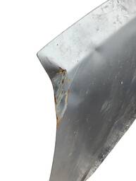 CAPÔ DIANTEIRO F1000 / F4000 1993 A 1998 (DETALHE)