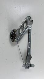 MAQUINA VIDRO TRAS ESQUERDA MANUAL CORSA CLASSIC 1997 A 2003