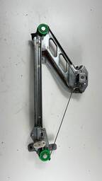 MAQUINA VIDRO TRAS ESQUERDA MANUAL CORSA CLASSIC 1997 A 2003