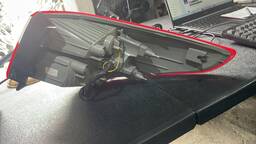 Lanterna Traseira Esquerda HB20 Sedan 13/19 (canto) Fume