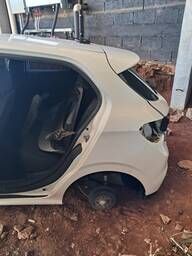 Recorte Lateral Traseiro Esquerdo Fiat Argo