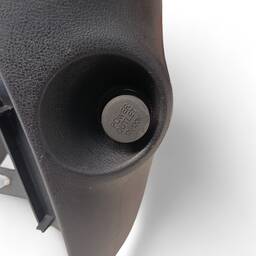 MOLDURA ACABAMENTO CONSOLE CENTRAL NISSAN MARCH 2013