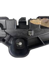 GUIA PARACHOQUE DIANTEIRO DIREITO SANDERO 15/ LOGAN 14/2020