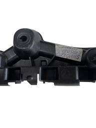 GUIA PARACHOQUE DIANTEIRO DIREITO SANDERO 15/ LOGAN 14/2020