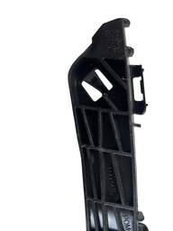 GUIA PARACHOQUE TRASEIRO ESQUERDO ETIOS SEDAN 13 A 2021