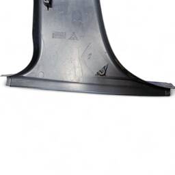 ACABAMENTO COLUNA CENTRAL LADO DIREITO FOX 04/10