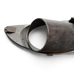 MOLDURA FAROL DE MILHA ESQUERDO FIAT LINEA 2012