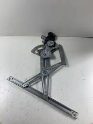 MÁQUINA DE VIDRO PORTA DIANTEIRA ESQUERDA COROLLA CROSS 22/