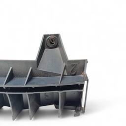 GUIA PARACHOQUE DIANTEIRO DIREITO AUDI A3 S3 2009 A 2013