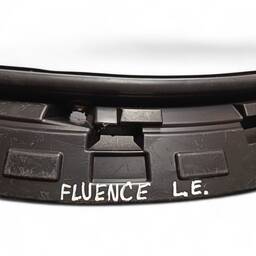 GUIA PARACHOQUE DIANTEIRO ESQUERDO FLUENCE 2011 2012 A 2014
