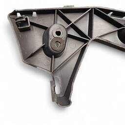 GUIA PARACHOQUE TRASEIRO DIREITO FOCUS 2009 A 2019