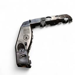 Guia Suporte Parachoque Dianteiro Dir S10 TrailBlazer 12/17